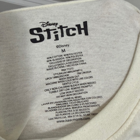 Disney Stitch Feeling Cute Graphic Tee Size M - Picture 6 of 6